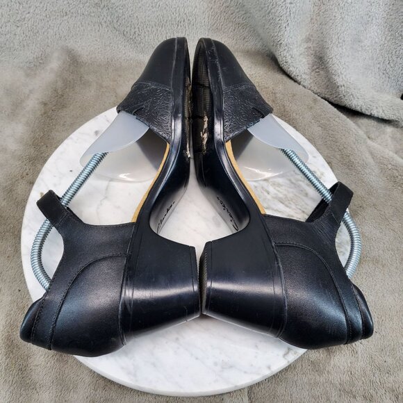Clarks Shoes Womens Size 10 Black Leather Emily 2 Ketra Academia Block Heels - Picture 6 of 12